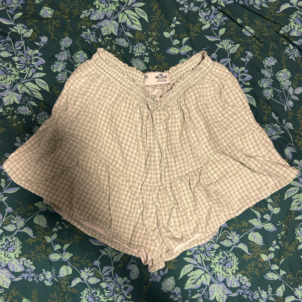 Hollister Green Gingham Shorts Ultra High Rise
